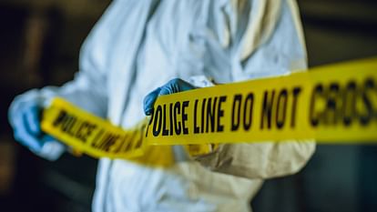 bihar-bihar-police-failed-to-stop-crime-in-bankason-slit-his-fathers-throat-and-killed_1699285396