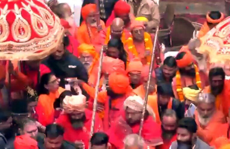 kumbh1.jpg