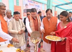 1741090064_मुख्यमंत्री-धामी-ने-रूड़की-नेहरू-स्टेडियम-में-विकसित-भारतविकसित-उत्तराखण्ड.jpeg