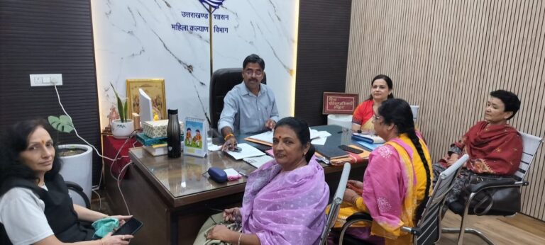 1793189446_मनु-शिवपुरी-की-अध्यक्षता-में-जिला-स्तरीय-परिवाद-सीमिति-पाश.jpeg