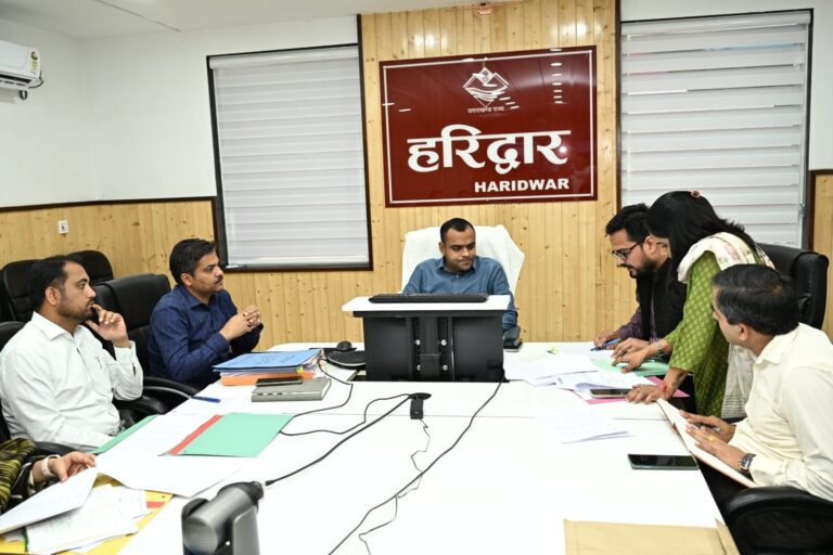 1793201291_कुंभ-2027-में-देव-डोलियों-की-भव्य-शोभायात्रा-और-गंगा-स्नान.jpeg
