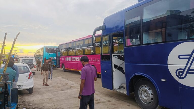 1793360190_हरिद्वार-में-परिवहन-विभाग-का-व्यापक-चेकिंग-अभियान-120-चालान.jpg